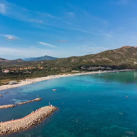 Centro Servizi Marinella * Marinella (Sardinia)