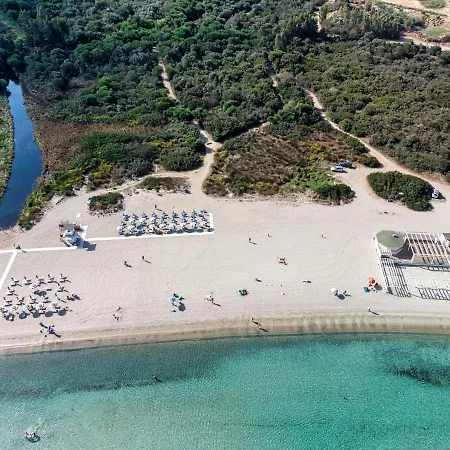 Centro Servizi Marinella Holiday home *