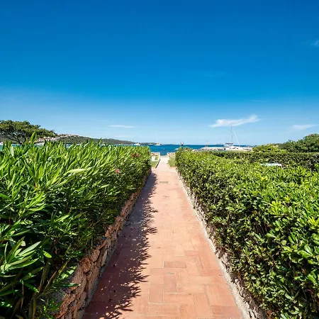 Centro Servizi Marinella Holiday home
