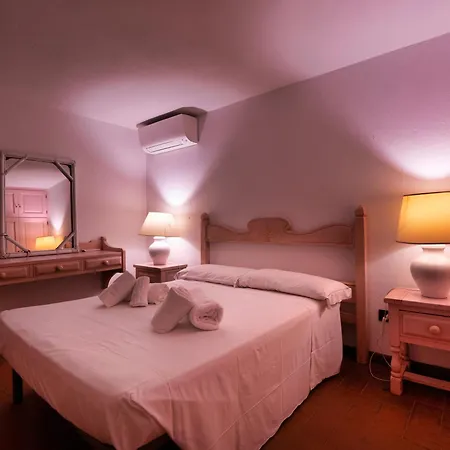 Centro Servizi Marinella Holiday home *