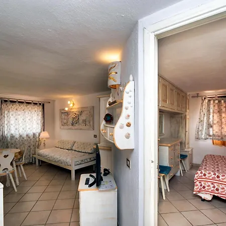 Centro Servizi Marinella Holiday home