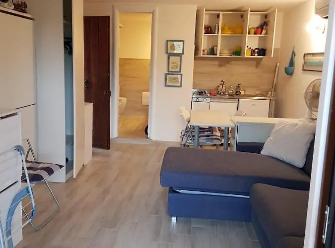 Centro Servizi * Marinella (Sardinia)