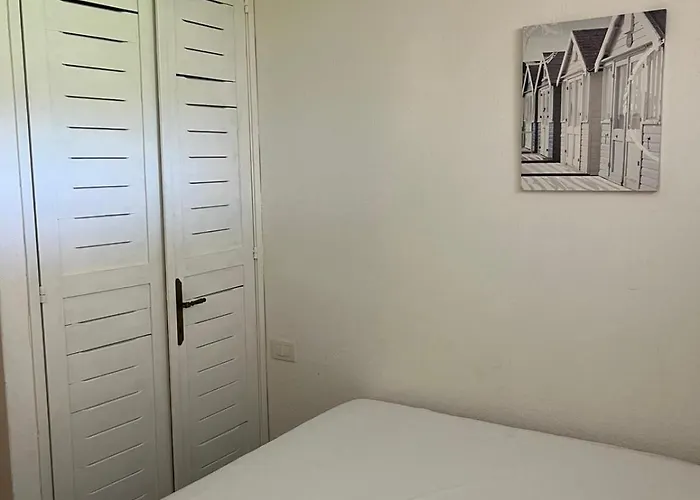 Tatil Evi Centro Servizi Marinella (Sardinia)